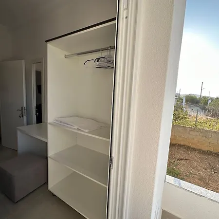Kensly Apartment Ksamil