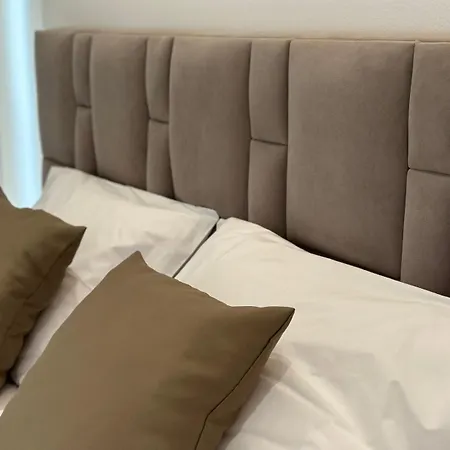 Kensly Apartment *