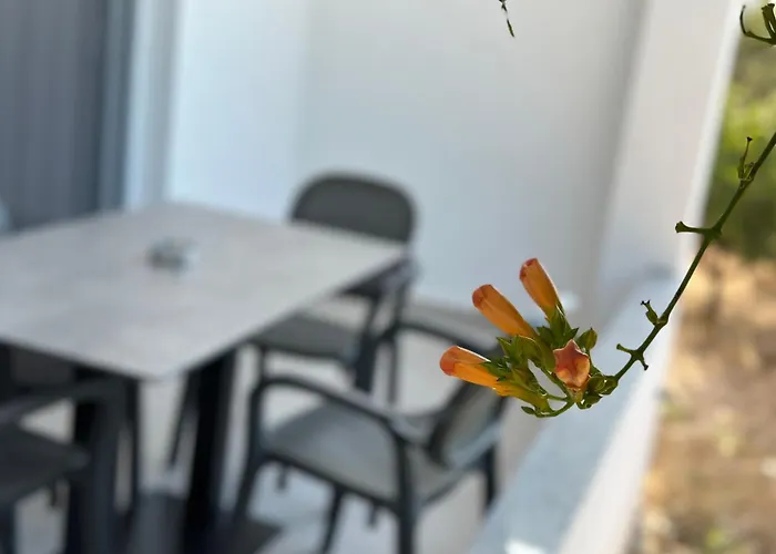 Kensly Apartment Ksamil